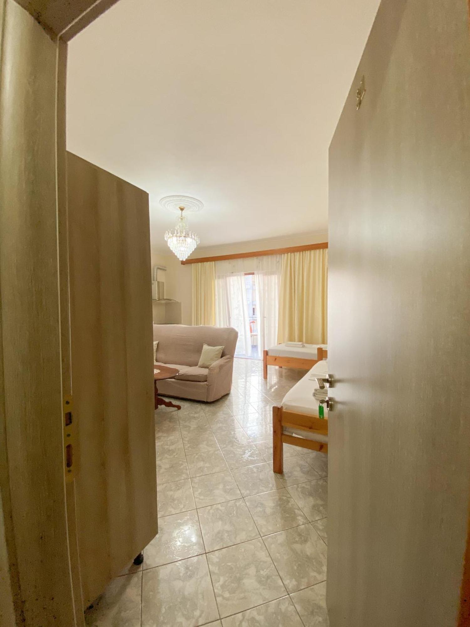 Summerland Saranda Buitenkant foto