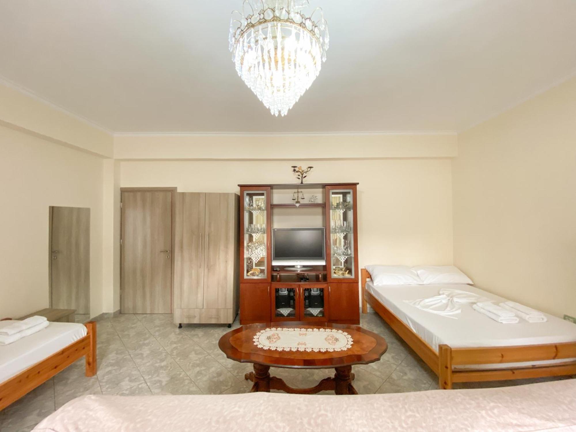 Summerland Saranda Buitenkant foto